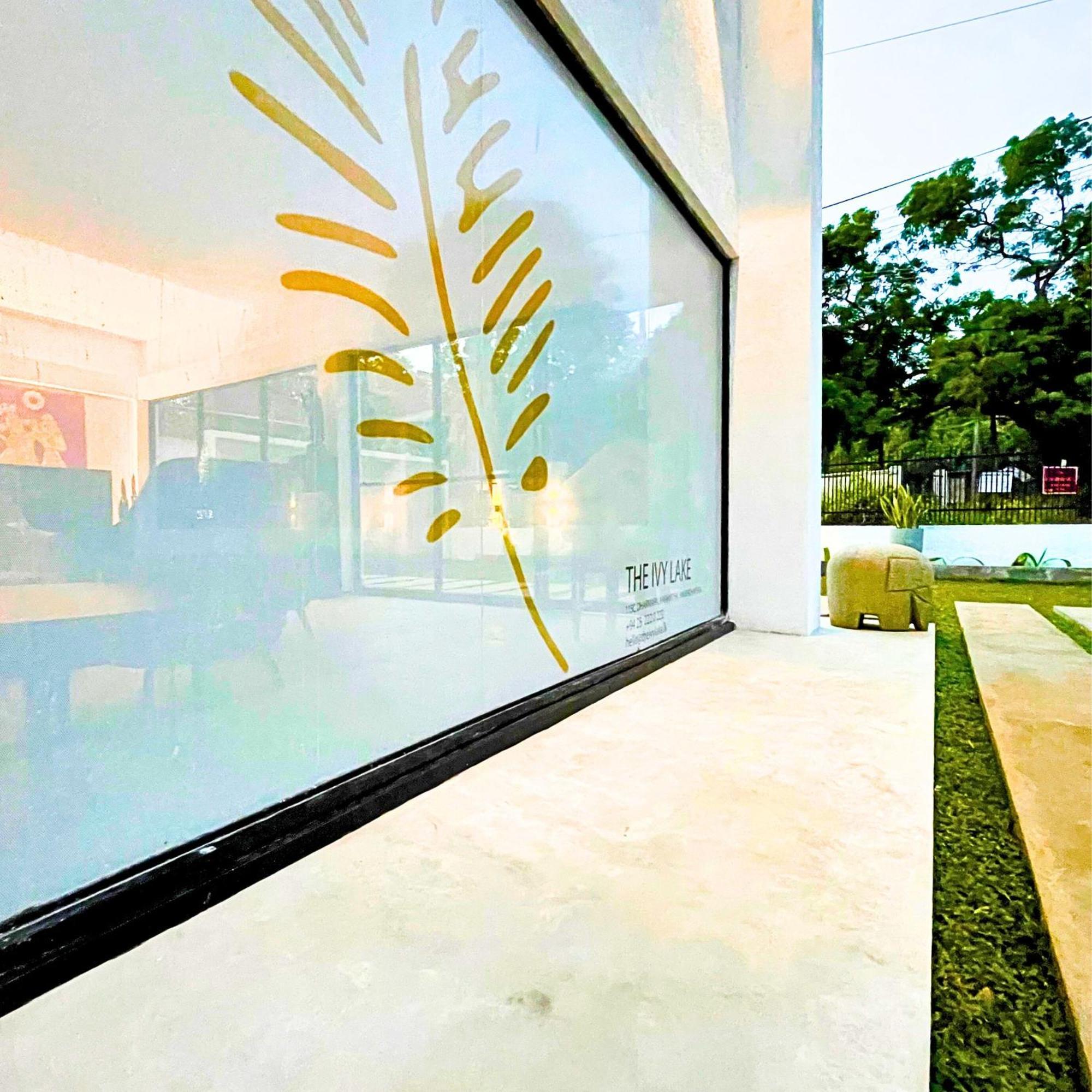 The Ivy Lake อนุราธปุระ ภายนอก รูปภาพ